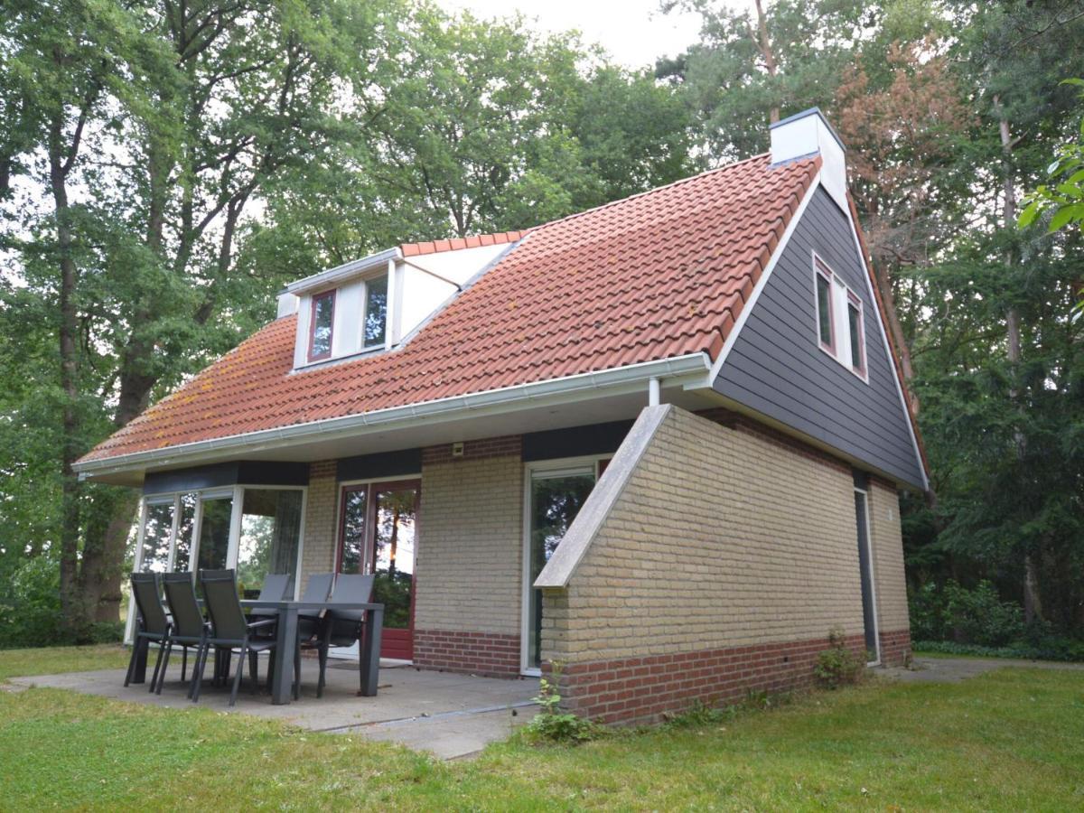 Cosy Holiday Home With Terrace Near Natural Park In Lemele エクステリア 写真