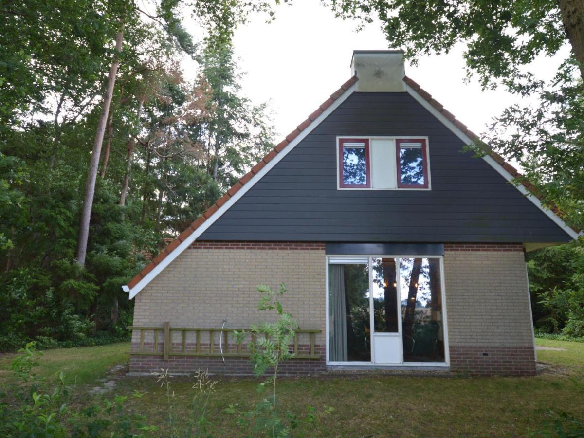 Cosy Holiday Home With Terrace Near Natural Park In Lemele エクステリア 写真